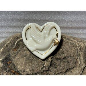Lenox Peaceful Dove Heart Brooch Pin Handcrafted Porcelain Gold Accents Retired